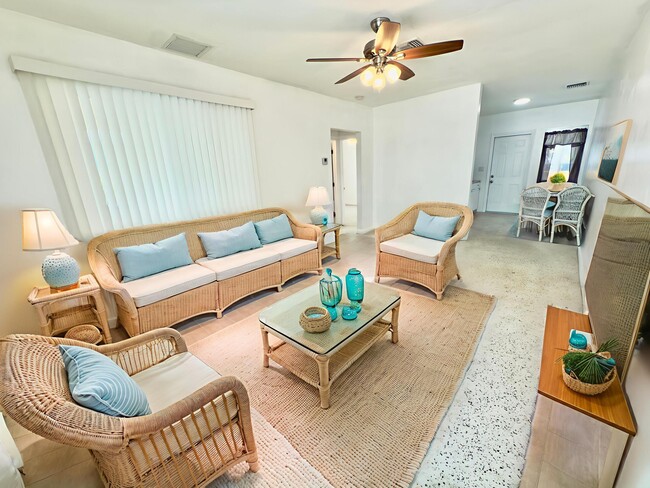 1418 N J St in Lake Worth Beach, FL - Building Photo - Building Photo