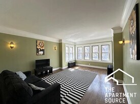 5023 N Ridgeway Ave, Unit 1 in Chicago, IL - Building Photo