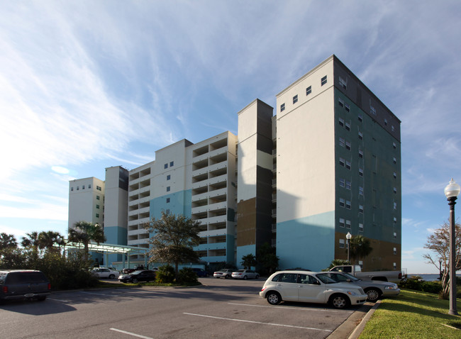 Harbour Pointe in Pensacola, FL - Building Photo - Building Photo