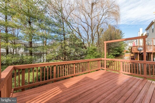 6892 Kerrywood Cir in Centreville, VA - Building Photo - Building Photo