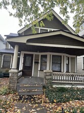 1872 W 47th St in Cleveland, OH - Foto de edificio - Building Photo