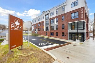 3449 Scotts Ln, Unit B in Philadelphia, PA - Building Photo