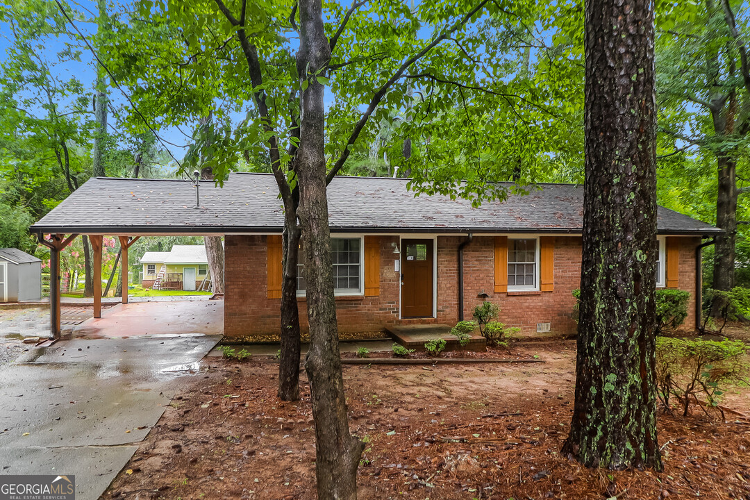 4067 Garden Cir in Acworth, GA - Foto de edificio