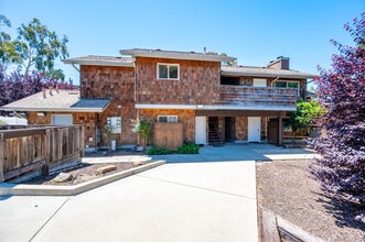 1416 San Luis Dr, Unit A in San Luis Obispo, CA - Foto de edificio - Building Photo