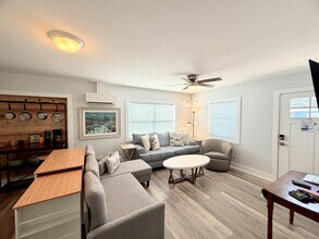 216 La Paloma Pl in Panama City Beach, FL - Building Photo - Building Photo