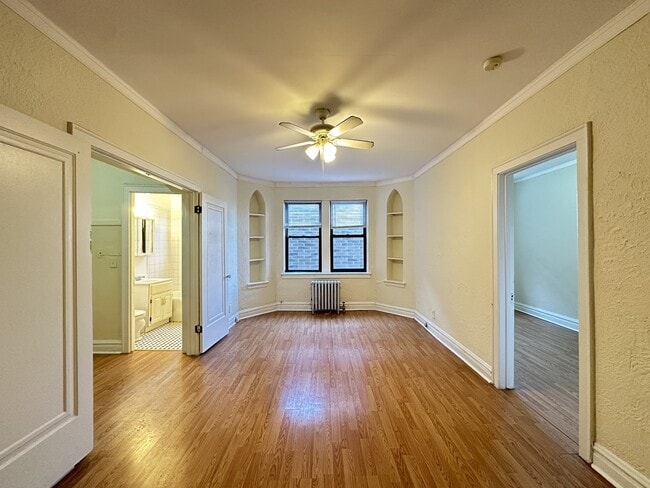 property at 4847 N Damen Ave