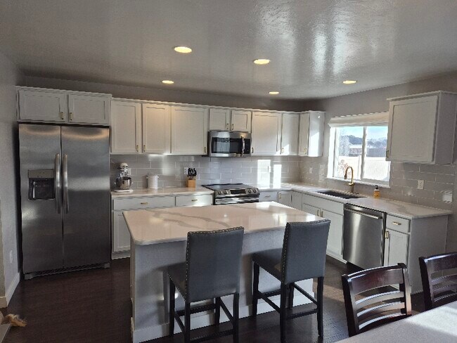 714 N Ash Pine Way in Meridian, ID - Building Photo - Building Photo