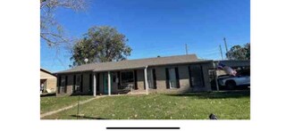 209 Crestview St in Dumas, AR - Building Photo
