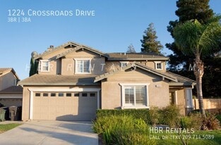 1224 Crossroads Dr in Tracy, CA - Building Photo