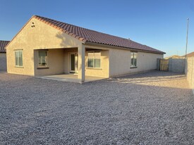 773 Silvercreek Ln in Casa Grande, AZ - Building Photo - Building Photo