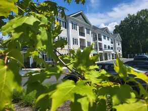 The Diamond at Warren in Warren, NJ - Foto de edificio - Building Photo