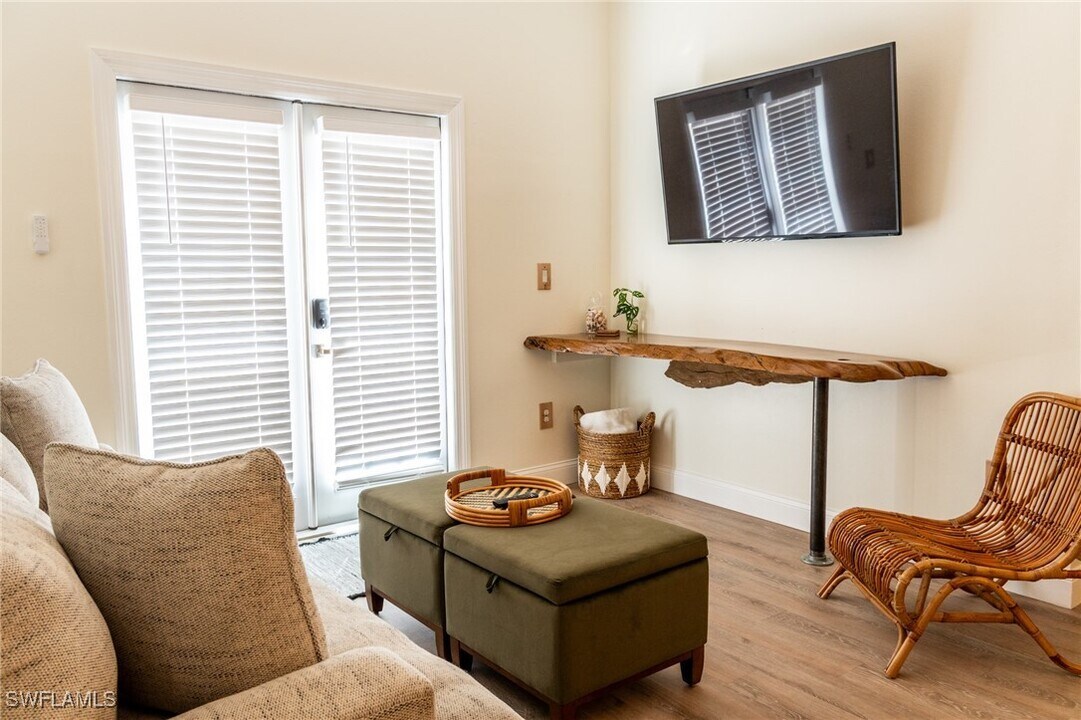 11065 Smokey Dr in Bonita Springs, FL - Building Photo