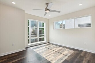 1330 N 15th St-Unit -B2 in Philadelphia, PA - Building Photo - Building Photo