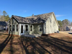 28 Butler Park Ct in Dallas, GA - Building Photo - Building Photo