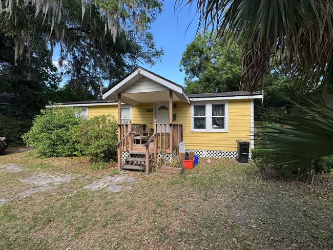 1211 NW 4th St in Gainesville, FL - Building Photo - Building Photo