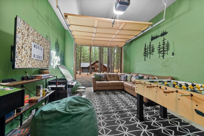 70335 Sword Fern in Sisters, OR - Building Photo - Building Photo