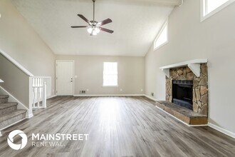 564 Pennylake Ln in Stone Mountain, GA - Building Photo - Building Photo