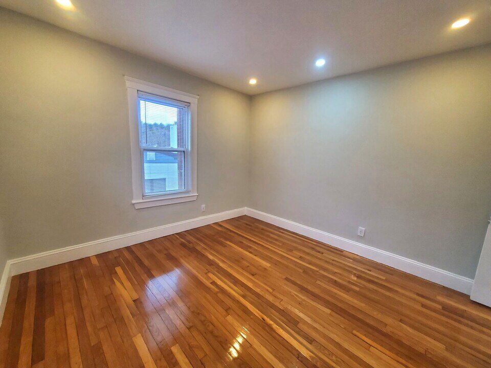 3961 Washington St in Boston, MA - Building Photo