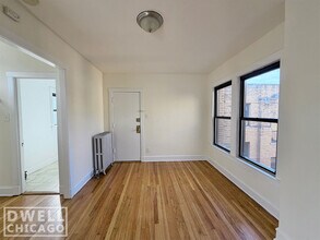 2653 N Spaulding Ave, Unit 3N in Chicago, IL - Building Photo - Building Photo