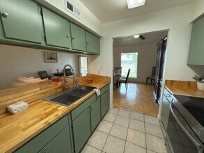 2901 Central Blvd, Unit 402 in Brownsville, TX - Building Photo - Building Photo