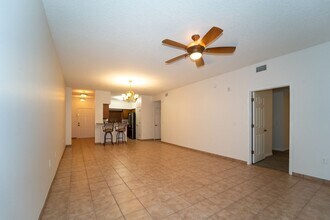 101 Laurel Wood Way in St. Augustine, FL - Building Photo - Building Photo
