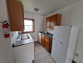 2071 Ulster Ave in Lake Katrine, NY - Building Photo - Building Photo