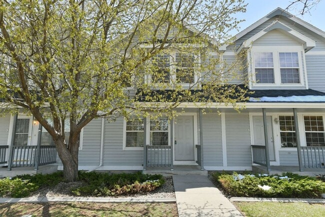 1115 W Swallow Rd in Fort Collins, CO - Foto de edificio - Building Photo