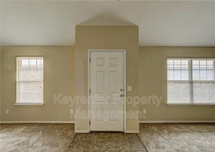 12328 SW 5th St in Yukon, OK - Building Photo - Building Photo