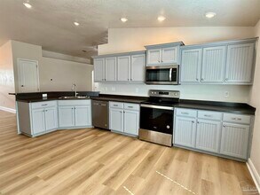 2282 Waltham St in Pensacola, FL - Building Photo - Building Photo