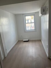 93-08 74th Pl in Queens, NY - Building Photo - Building Photo