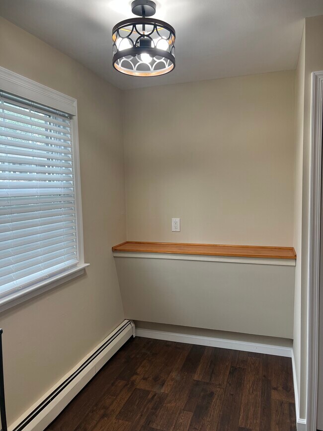 403 S Main Street, Unit G102 in Doylestown, PA - Foto de edificio - Building Photo