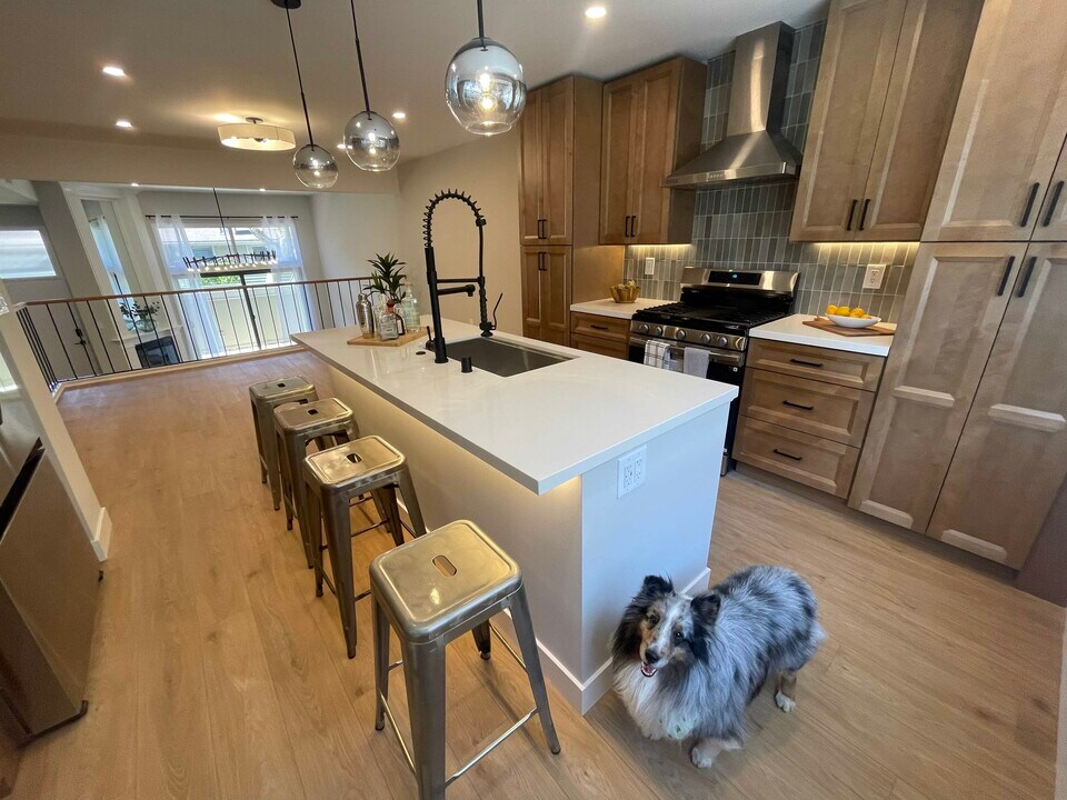 4351 Redwood Ave in Marina Del Rey, CA - Building Photo