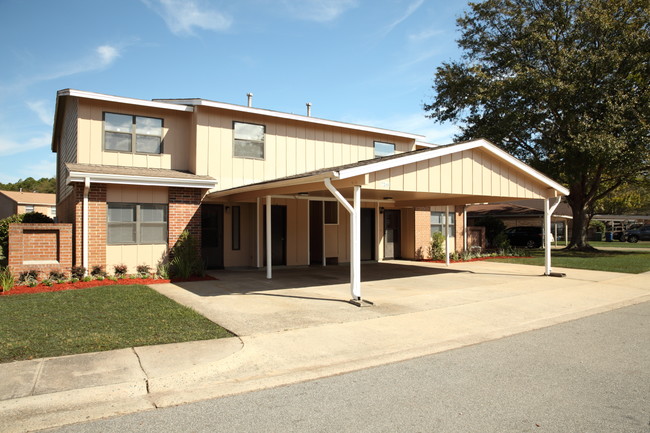 Fort Stewart Family Homes in Ft Stewart, GA - Foto de edificio - Building Photo