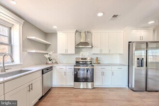 422 Spackmans Ln in Exton, PA - Building Photo - Building Photo