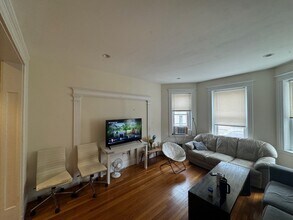 41 Orkney Rd in Boston, MA - Foto de edificio - Building Photo