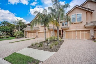 5431 Napa Dr in Sarasota, FL - Foto de edificio - Building Photo