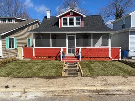 4036 1st St in North Beach, MD - Building Photo