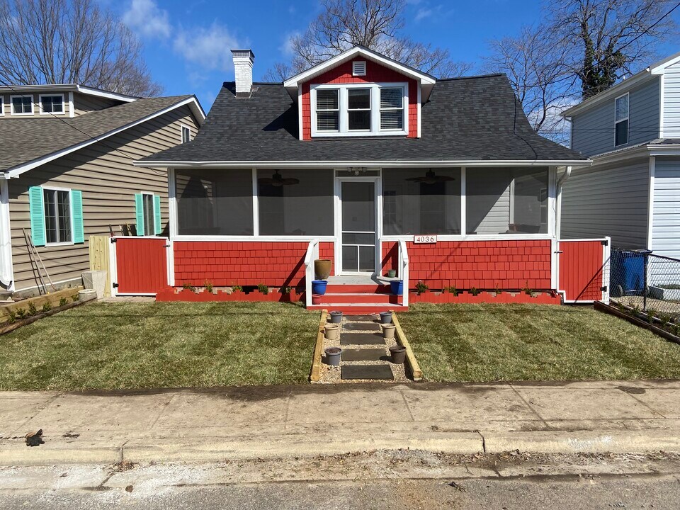 4036 1st St in North Beach, MD - Building Photo
