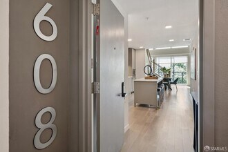 1605 Riviera Ave in Walnut Creek, CA - Building Photo - Building Photo