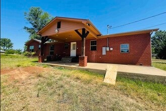 1107 Devereaux St in Jacksonville, TX - Building Photo - Building Photo