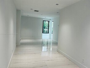 1155 102nd St in Bay Harbor Islands, FL - Building Photo - Building Photo