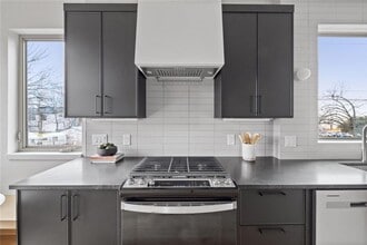 700 Denson Dr in Austin, TX - Building Photo - Building Photo