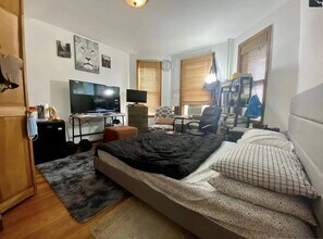45 Litchfield St, Unit 2 in Boston, MA - Building Photo - Building Photo