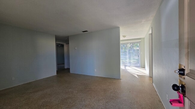 818 Harrington St in Daytona Beach, FL - Building Photo - Building Photo