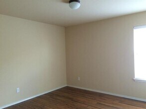 7129 Derbyshire Dr in Fort Worth, TX - Building Photo - Building Photo