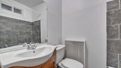 162 36th St NE in Washington, DC - Building Photo - Building Photo