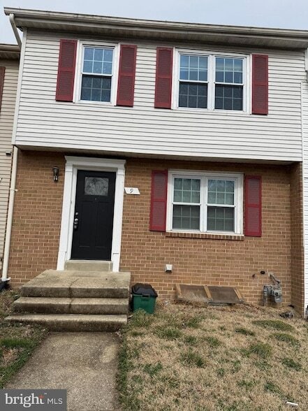 9 Autumn Hill Way in Gaithersburg, MD - Building Photo - Building Photo