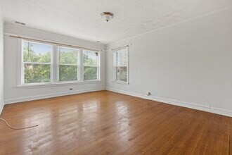 940 E 48th St in Chicago, IL - Building Photo - Building Photo