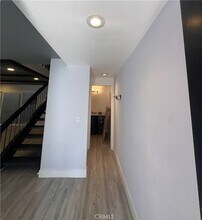 605 Rainier Way in Costa Mesa, CA - Building Photo - Building Photo