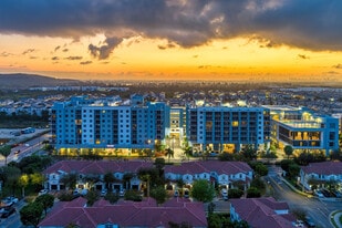 Century Town Center in Doral, FL - Building Photo